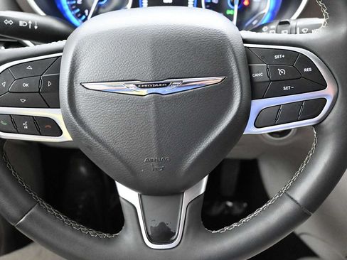 Used 2024 Chrysler Voyager LX FWD image 21