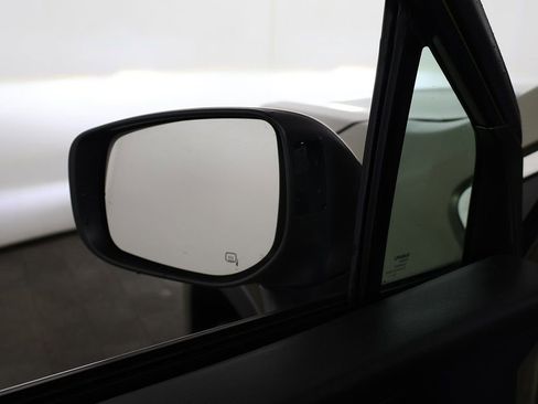 Used 2023 Subaru Ascent Limited image 35