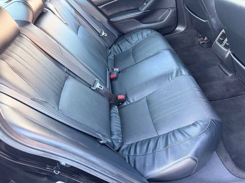Used 2018 Honda Accord EX-L image 31