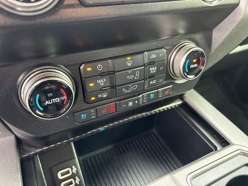 Used 2019 Ford F150 Raptor w/ Equipment Group 802A Luxury AWD/4WD image 28