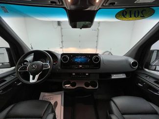 Used 2019 Mercedes-Benz Sprinter 2500 video 2