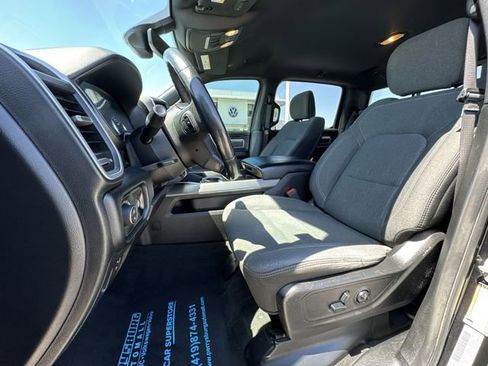 Used 2020 RAM 1500 Big Horn AWD/4WD image 18