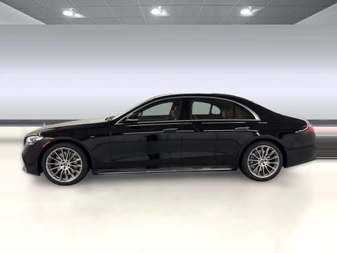 New 2026 Mercedes-Benz S 500 4MATIC image 2