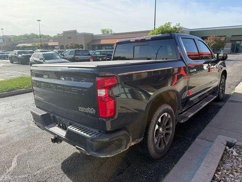 Used 2022 Chevrolet Silverado 1500 High Country w/ Z71 Off-Road Package AWD/4WD image 6