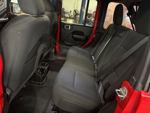 Used 2021 Jeep Wrangler Unlimited Sport image 21