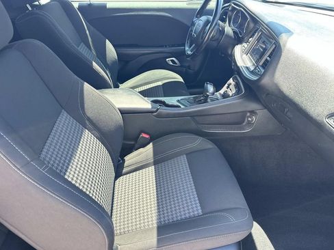 Used 2021 Dodge Challenger SXT RWD image 14