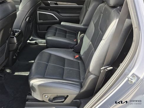 Certified 2022 Kia Telluride EX w/ EX Premium Package image 12