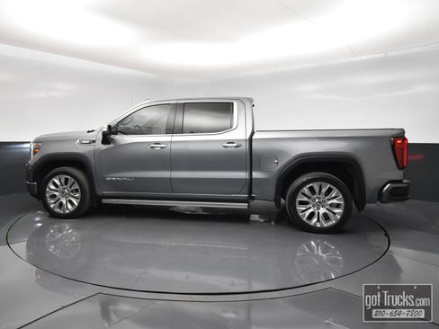 Used 2020 GMC Sierra 1500 Denali w/ Denali Ultimate Package AWD/4WD image 3