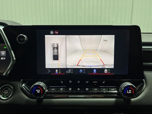 New 2025 GMC Canyon Elevation w/ Convenience Package image 13