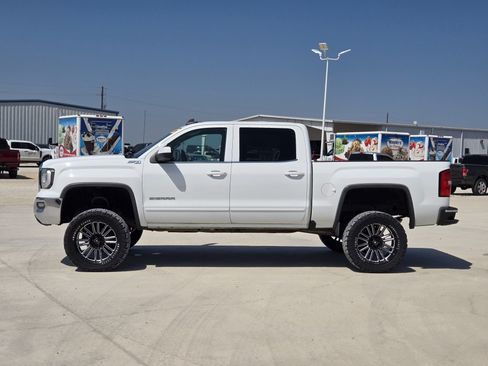 Used 2016 GMC Sierra 1500 SLE w/ SLE Value Package AWD/4WD image 4