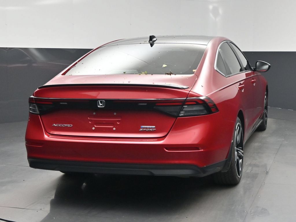 Used 2024 Honda Accord Sport image 11