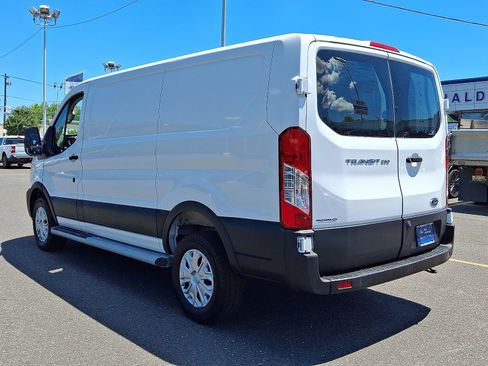 Certified 2025 Ford Transit 250 Low Roof w/ Exterior Upgrade Package RWD image 4