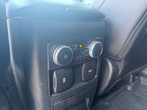 Used 2022 Ford Explorer Limited RWD image 13