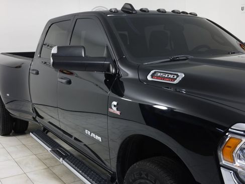Used 2022 RAM 3500 Tradesman RWD image 38