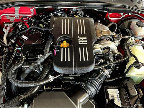 Used 2018 FIAT 124 Spider Classica w/ Technology Group image 28