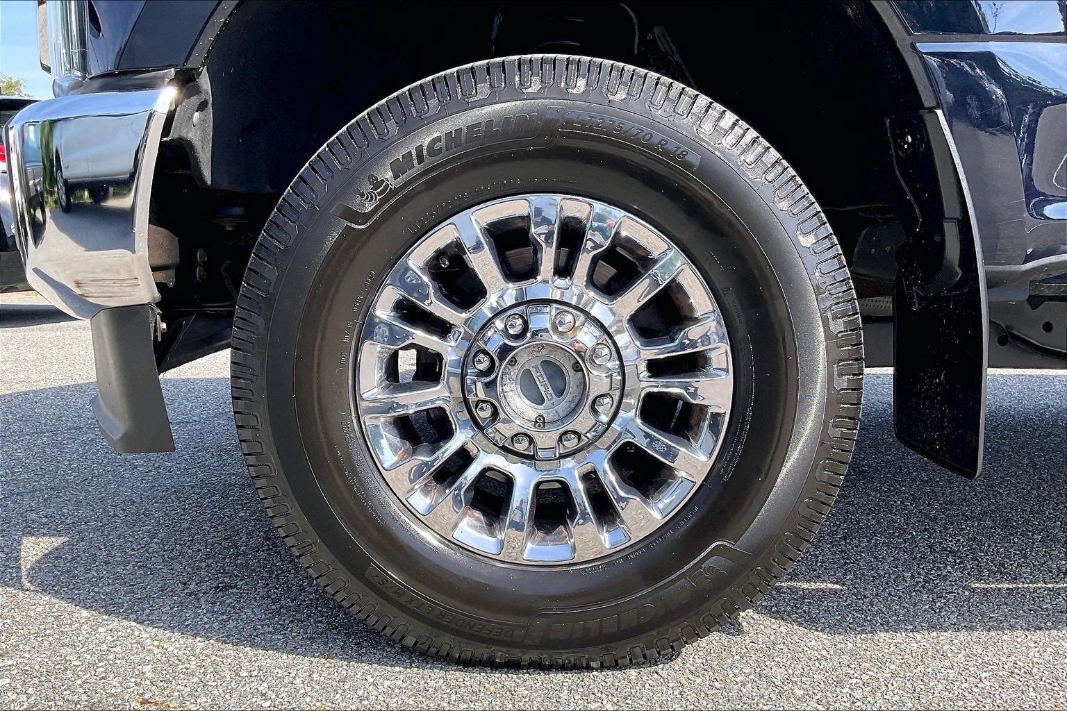 Used 2021 Ford F350 Lariat w/ Chrome Package AWD/4WD image 9