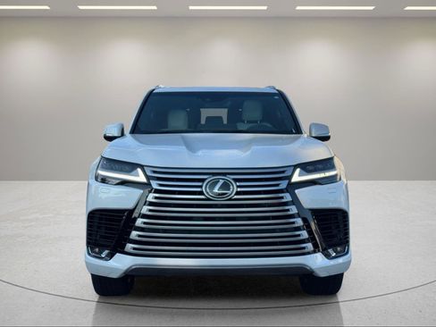 Used 2023 Lexus LX 600 4WD w/ Accessory Package (Z1) image 8