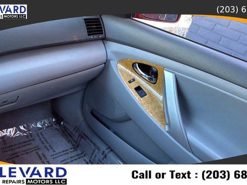 Used 2007 Toyota Camry XLE image 9