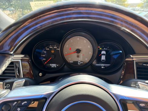 Used 2017 Porsche Macan S AWD/4WD image 23