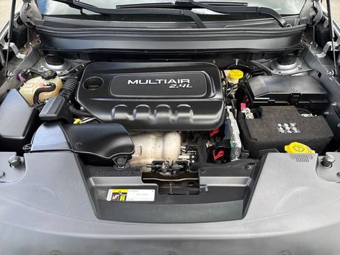 Used 2017 Jeep Cherokee Sport FWD image 27