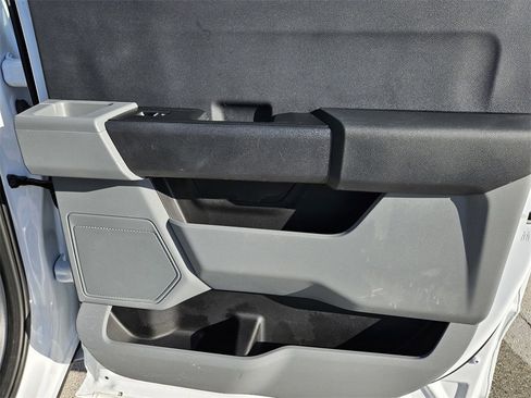 Used 2024 Ford F350 XL image 28