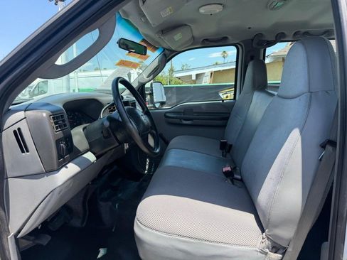 Used 2003 Ford F450 2WD Crew Cab Super Duty image 28
