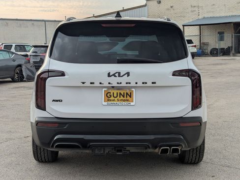 Used 2022 Kia Telluride SX w/ SX Prestige Package image 5