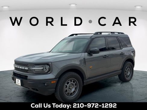 Used 2021 Ford Bronco Sport Badlands image 4