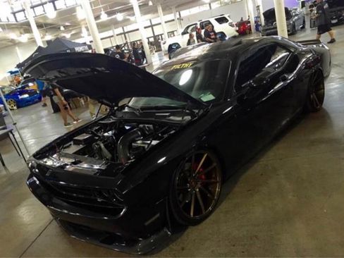 Used 2009 Dodge Challenger SRT8 w/ SRT Option Group II image 6