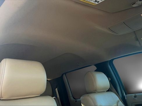 Used 2012 Ford F150 Lariat image 27