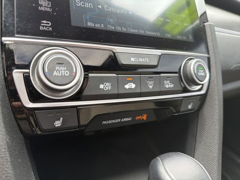 Used 2016 Honda Civic EX-L image 7