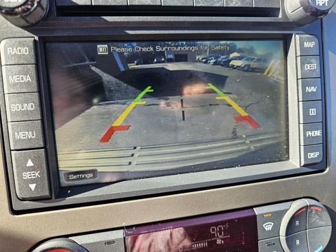 Used 2012 Lincoln Navigator 4WD image 16