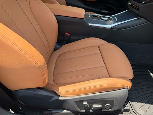Used 2025 BMW 230i Coupe w/ Premium Package RWD image 23