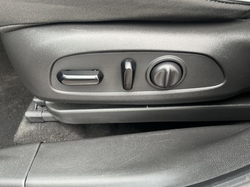 Used 2022 Chevrolet TrailBlazer LT w/ Convenience Package image 10