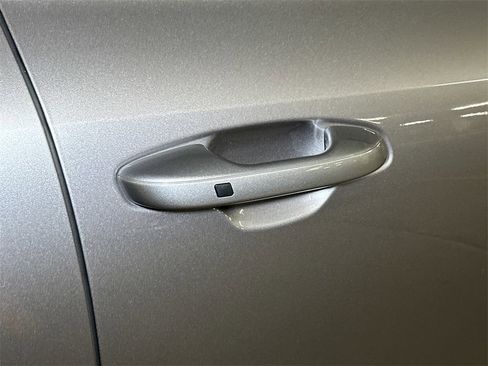 Certified 2025 Kia Niro Wind image 9