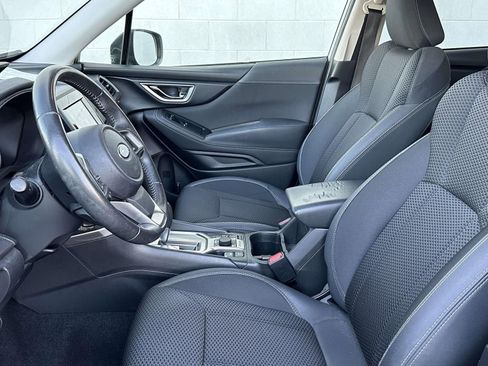 Used 2019 Subaru Forester Premium w/ All-Weather Package AWD/4WD image 8