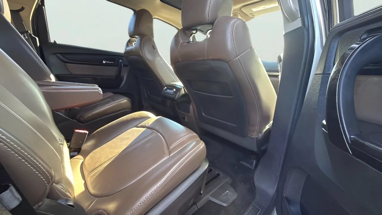 Used 2014 GMC Acadia SLT AWD/4WD image 7