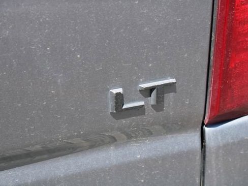 Used 2019 Chevrolet Silverado 1500 LT w/ All-Star Edition AWD/4WD image 19