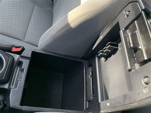 Used 2020 Toyota Tacoma SR image 26