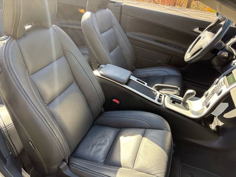 Used 2011 Volvo C70 T5 image 24