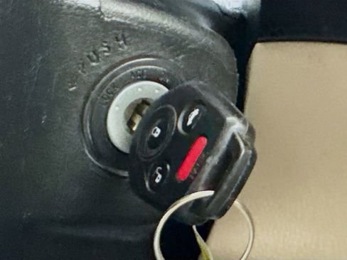 Used 2017 Subaru Outback 2.5i Premium image 18