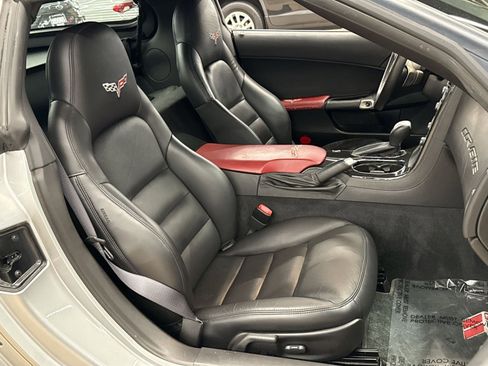 Used 2010 Chevrolet Corvette Grand Sport w/ Preferred Equipment Group RWD image 30