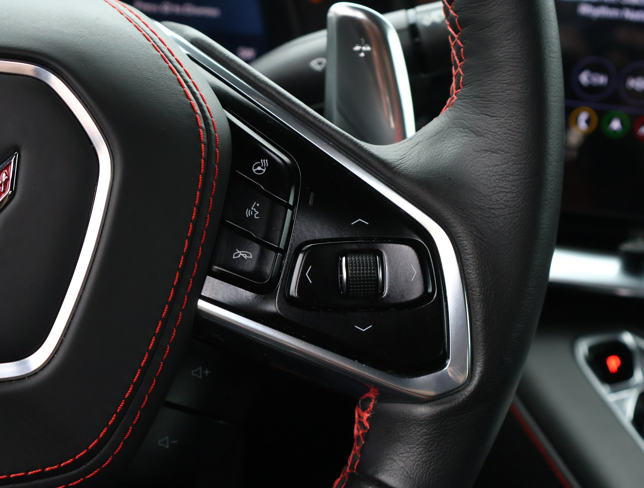 Used 2021 Chevrolet Corvette Stingray Premium Cpe w/ Engine Appearance Package RWD image 19