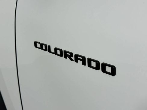 Used 2023 Chevrolet Colorado ZR2 image 7