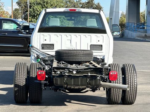 New 2024 Ford F350 XL w/ XL Chrome Package image 5