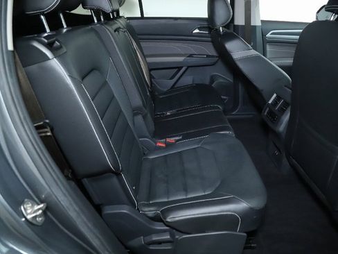 Used 2023 Volkswagen Atlas SEL Premium image 32