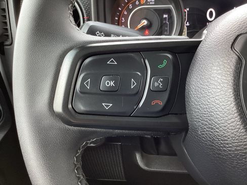 Used 2026 Jeep Gladiator Rubicon AWD/4WD image 18