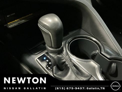 Used 2018 Toyota Camry SE w/ Audio Package FWD image 21