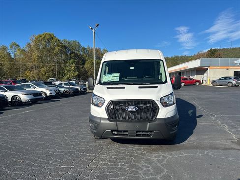 New 2026 Ford Transit 250 148 Medium Roof image 2