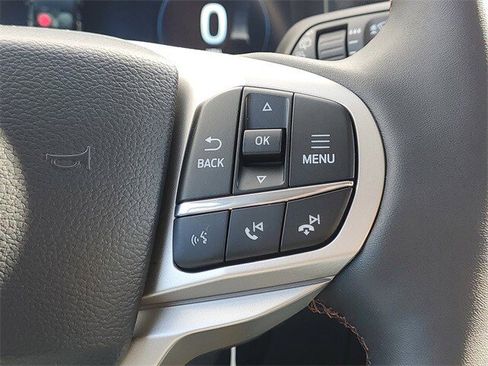 New 2026 Ford Explorer Active image 19